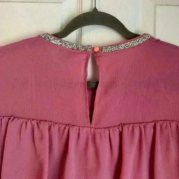 New Juicy Couture Ruffle Layer Crepe Embellished Neckline Women's Blouse Sz M - Picture 5 of 6